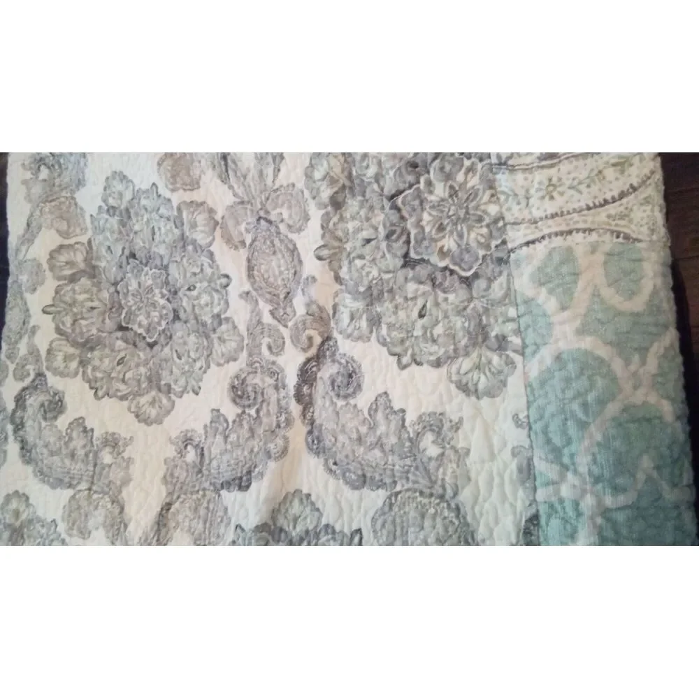 Quilted Bedspread‎ Coverlet Reversible Floral Medallion Pattern Bedding
